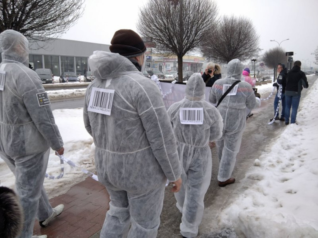 W Stalowej Woli protestowali przeciwko obostrzeniom [zdjęcia]