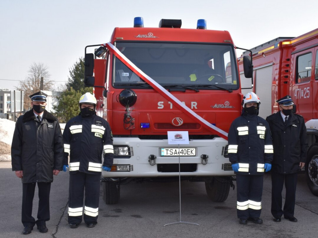 Sandomierz. Nowe wozy dla strażaków [zdjęcia]