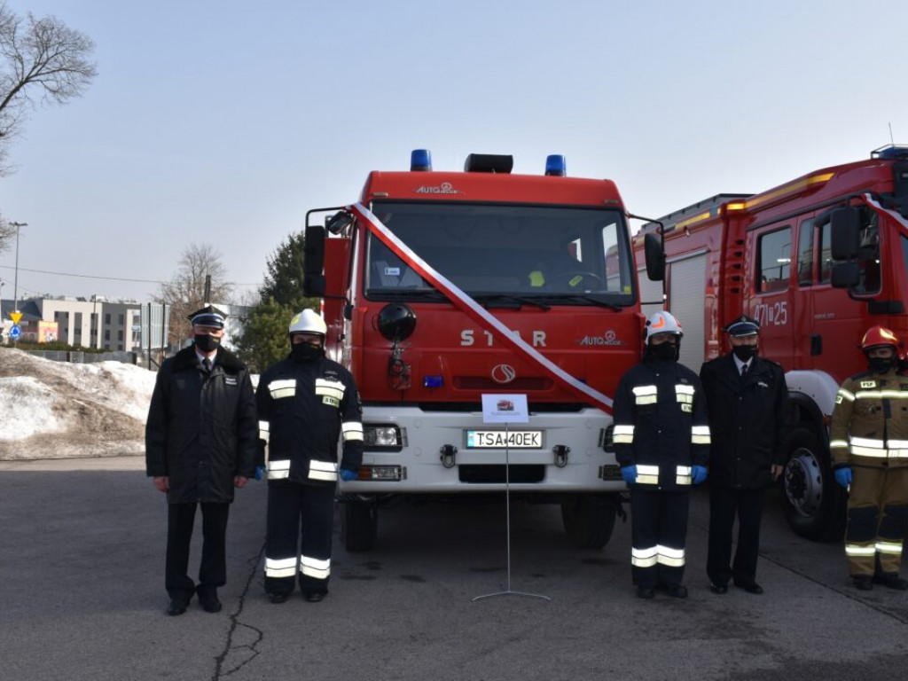 Sandomierz. Nowe wozy dla strażaków [zdjęcia]