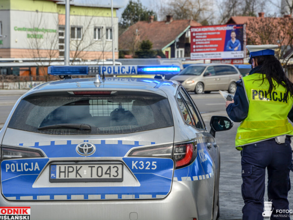 Potrącenie pieszego w Tarnobrzegu, przy skrzyżowaniu Mickiewicza z Sikorskiego [zdjęcia]