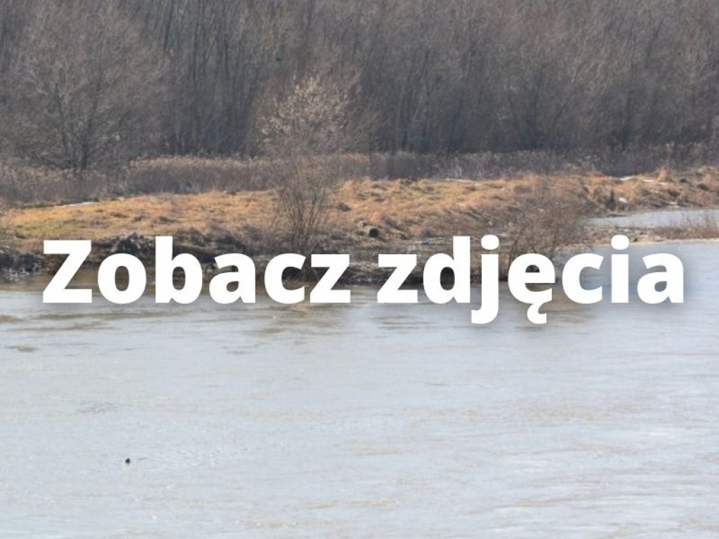 Poziom Wisły blisko stanu ostrzegawczego, trend jest rosnący [wideo][zdjęcia]