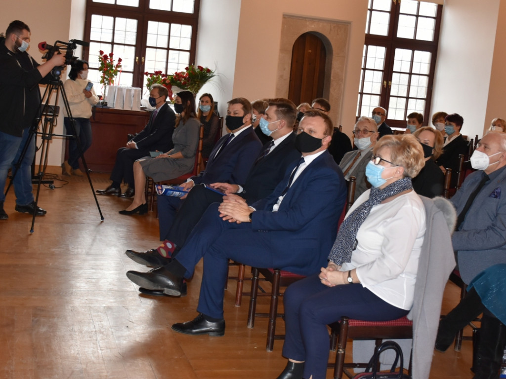 Danuta Paszkowska z tytułem Sandomierzanina Roku 2020 [zdjęcia][wideo]