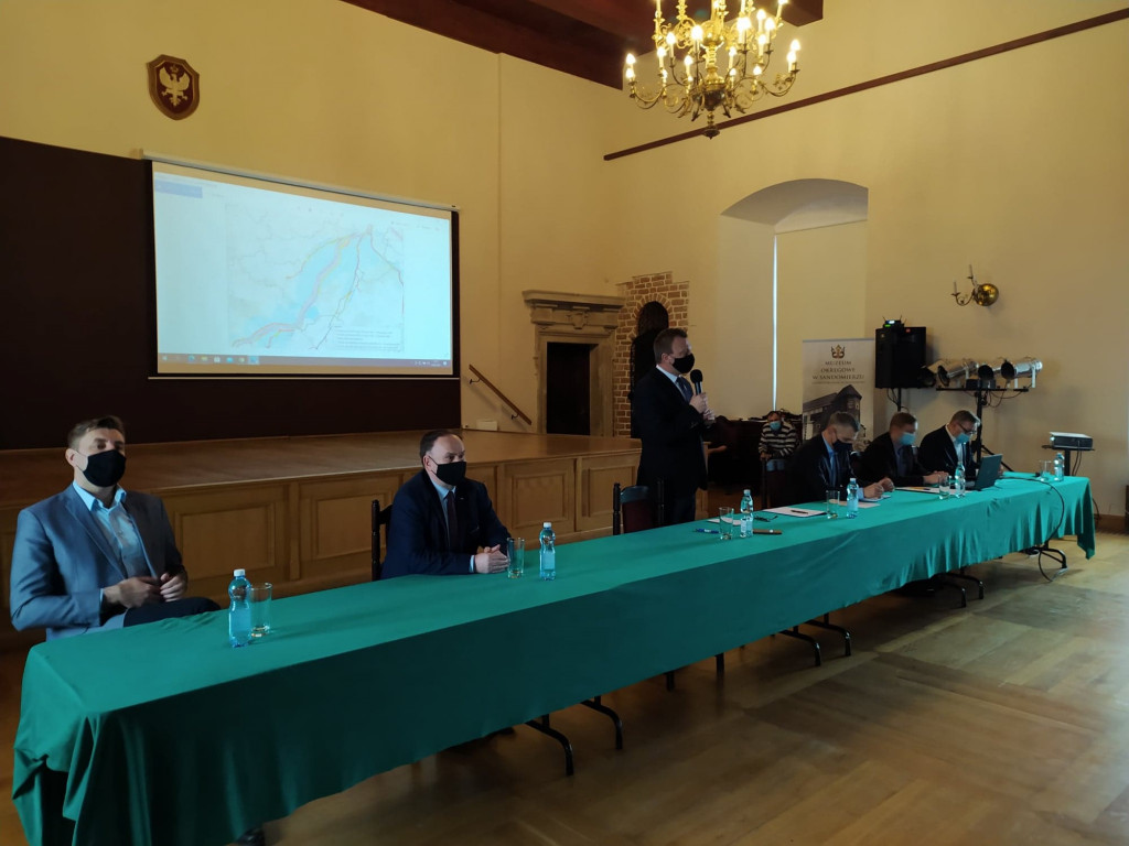 Mapy zablokują rozwój sześciu gmin i prawobrzeżnego Sandomierza? - To katastrofa - mówią samorządowcy