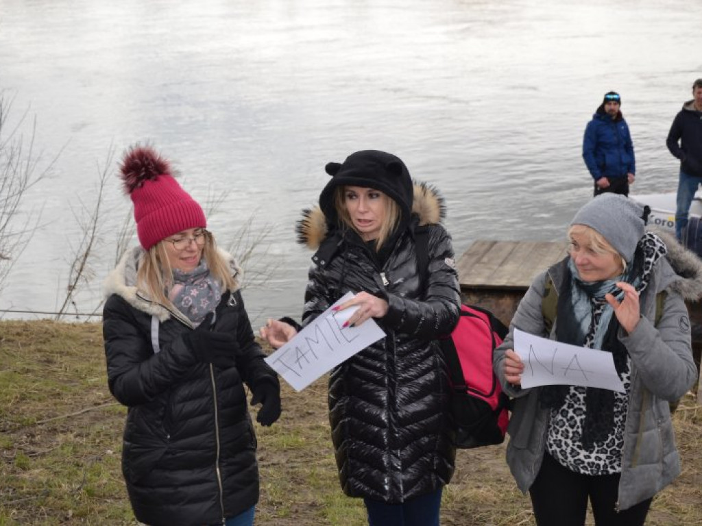 Mokry protest nad brzegiem Wisły w Tarnobrzegu [zdjęcia]