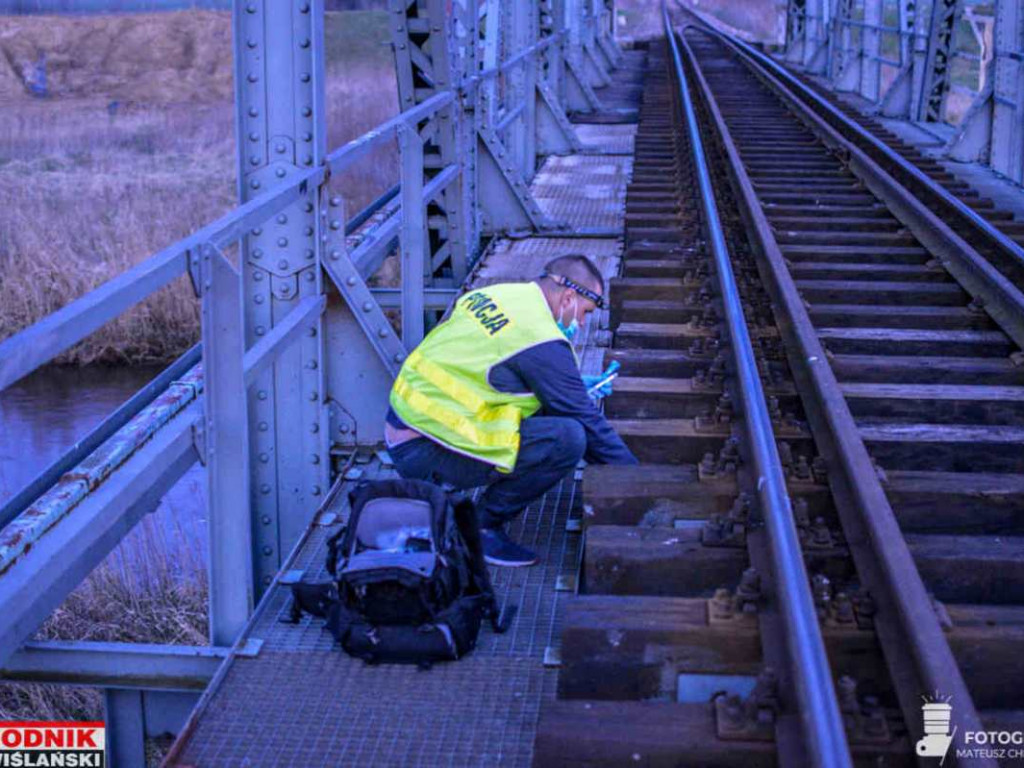 Tarnobrzeg. Młody mężczyzna spadł z wiaduktu [zdjęcia]