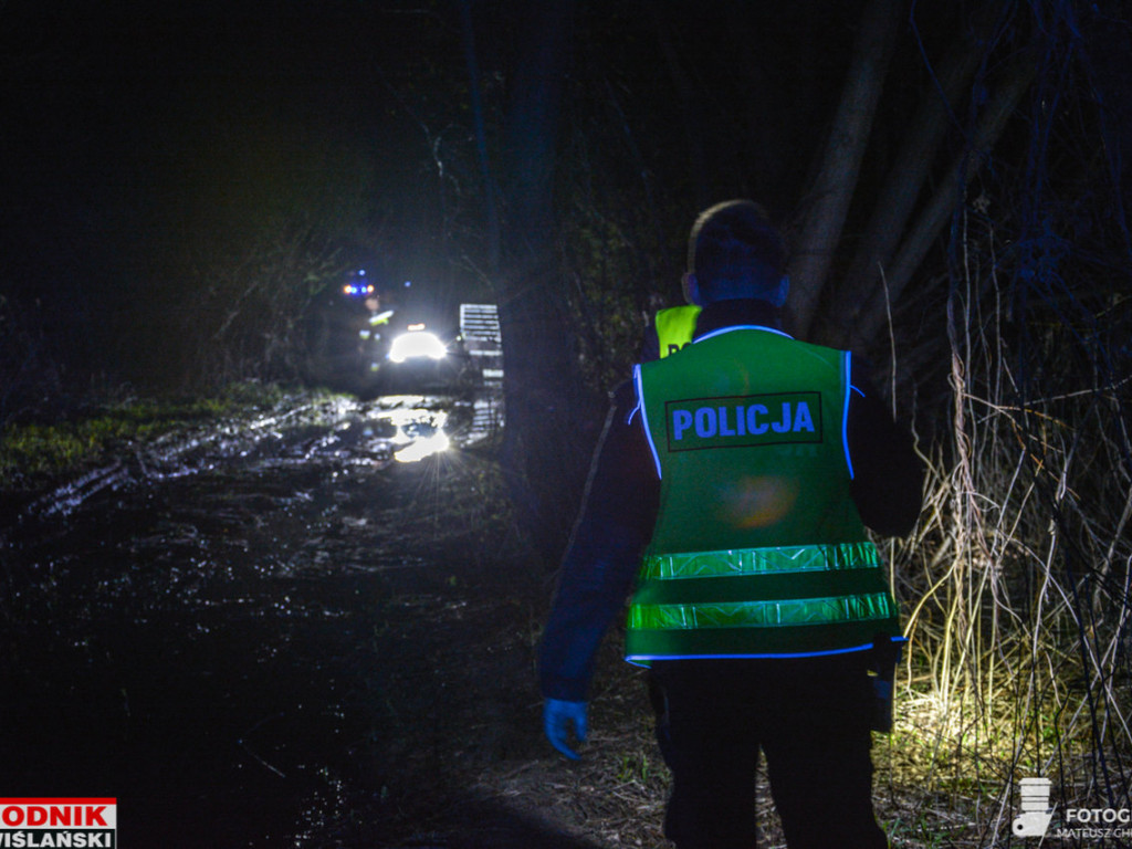 Tarnobrzeg. Mężczyzna stracił przytomność, później błąkał się po lesie [zdjęcia]