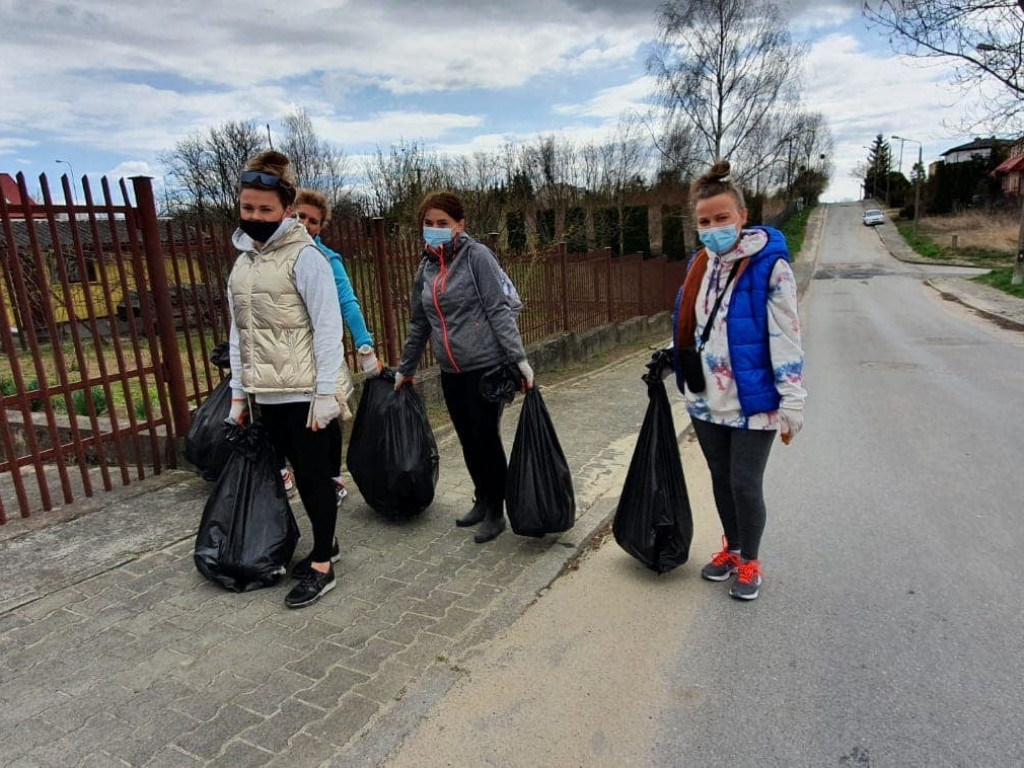 Sandomierz. Wielkie sprzątanie miasta. Bilans: 600 worków śmieci [zdjęcia]
