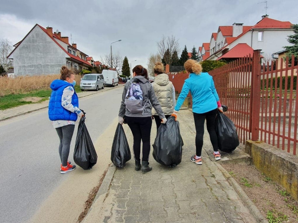 Sandomierz. Wielkie sprzątanie miasta. Bilans: 600 worków śmieci [zdjęcia]