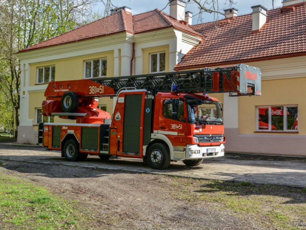 Wichura uderzyła. Zniszczenia w Tarnobrzegu, Gorzycach i Nowej Dębie [zdjęcia]