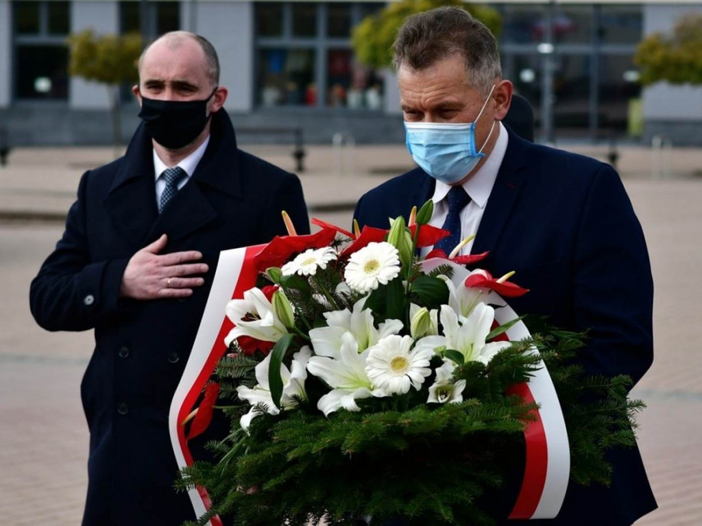 Tarnobrzeskie obchody święta Konstytucji w cieniu obostrzeń [zdjęcia]
