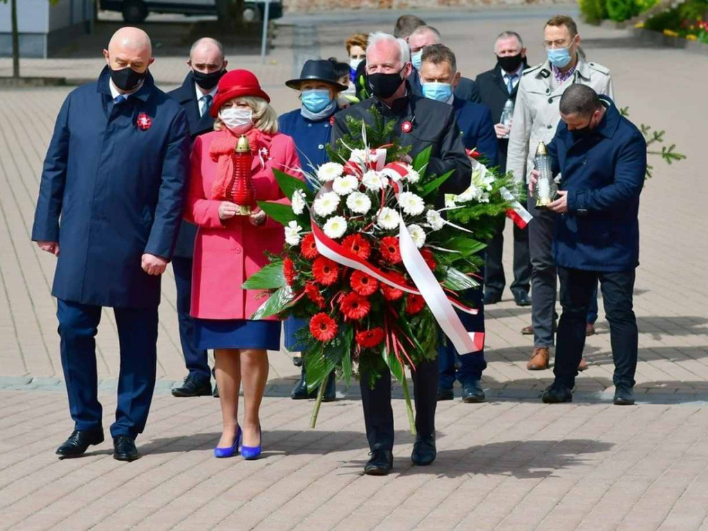 Tarnobrzeskie obchody święta Konstytucji w cieniu obostrzeń [zdjęcia]