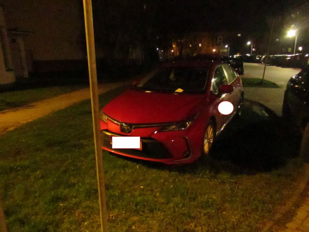 Parkingowe przepychanki w Tarnobrzegu [zdjęcia]