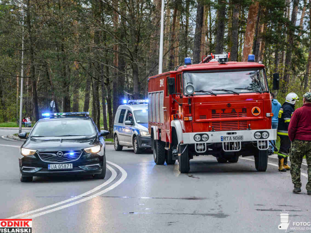 Wybuch kanistra z benzyną i pożar garaży w Nowej Dębie [wideo][nowe zdjęcia]