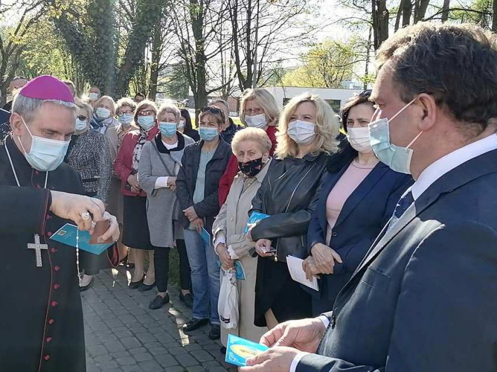 Duchowe wsparcie dla pacjentów. Kapliczka Matki Bożej przy sandomierskim szpitalu