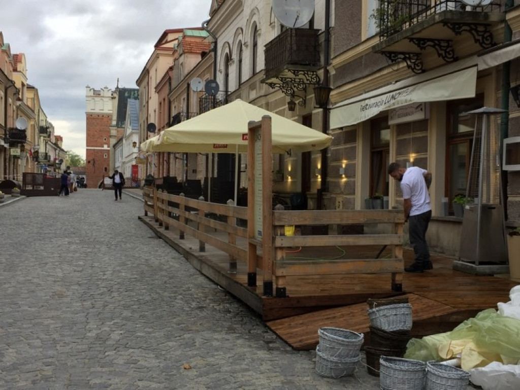 Sandomierz. W sobotę ruszają ogródki gastronomiczne. Restauratorzy prawie gotowi