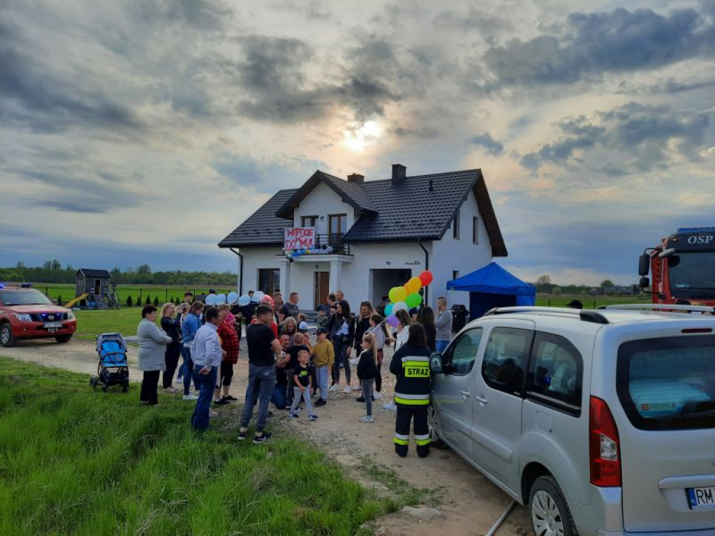Mały Marcel wrócił do domu z terapii w USA. W rodzinnych Rytwianach zgotowano mu fantastyczne powitanie! [zdjęcia]
