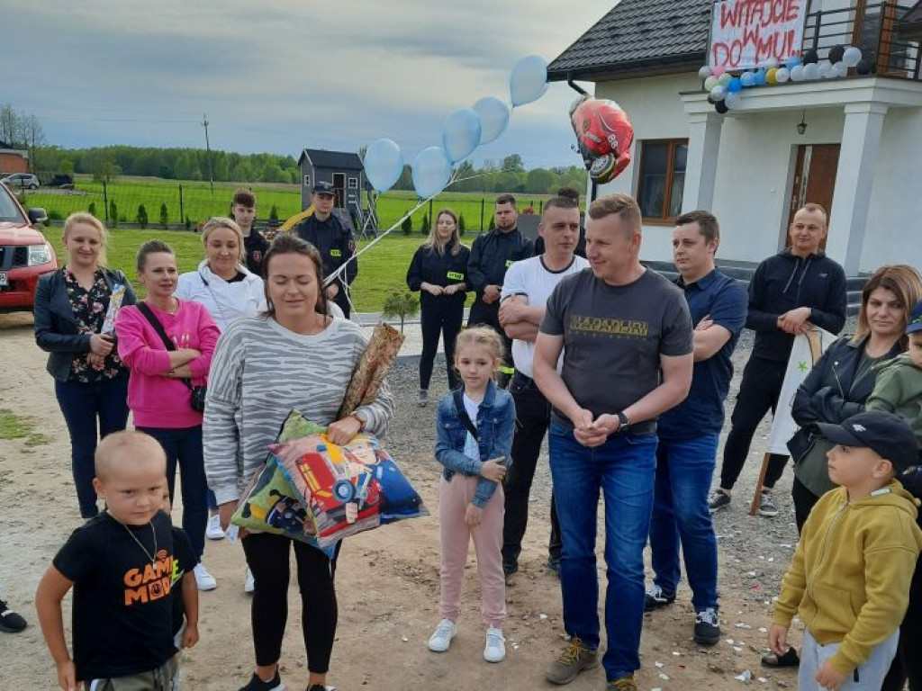 Mały Marcel wrócił do domu z terapii w USA. W rodzinnych Rytwianach zgotowano mu fantastyczne powitanie! [zdjęcia]