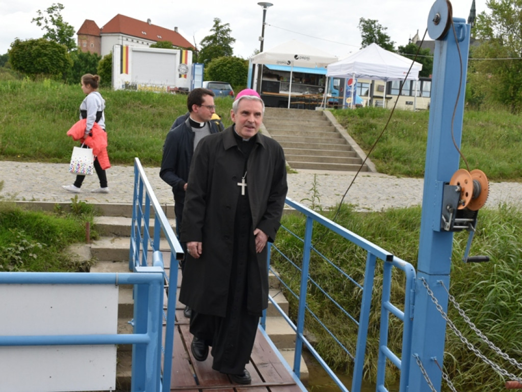 Sandomierz. Modlitewna majówka na Wiśle [zdjęcia]