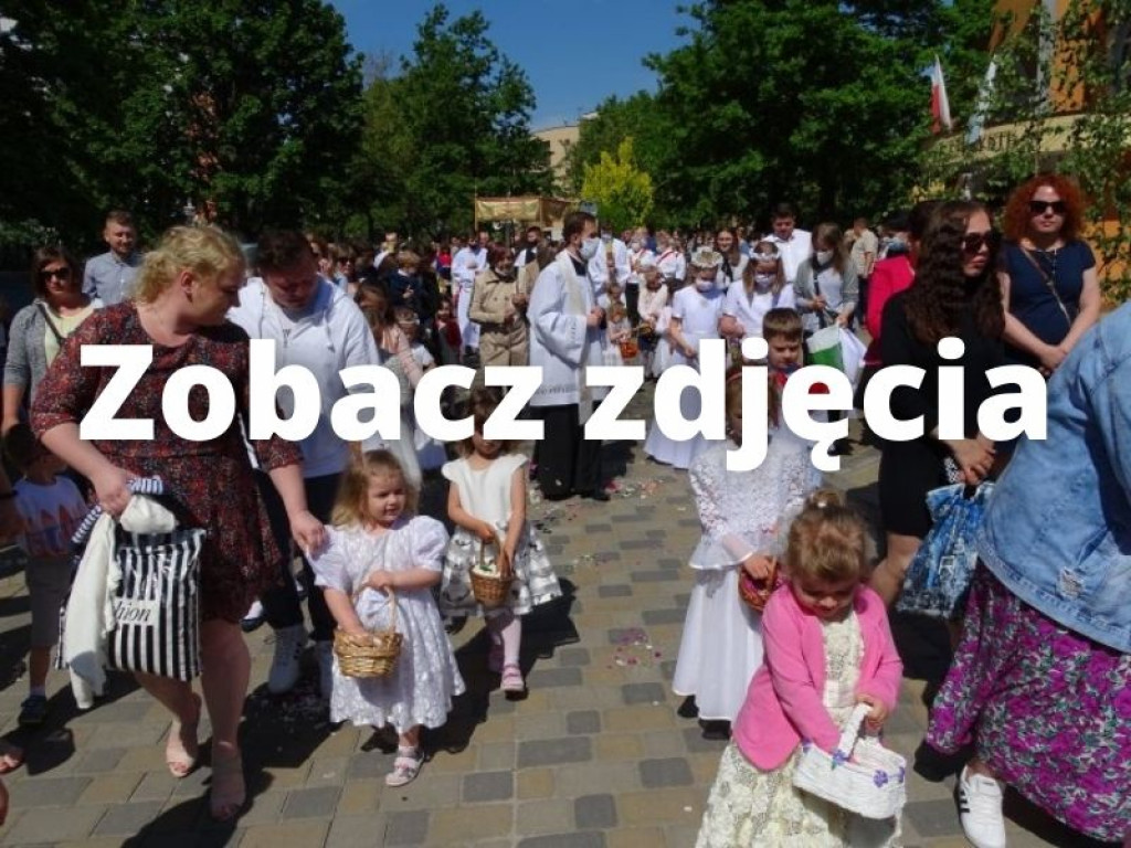 Procesja z okazji Bożego Ciała w parafii pw. Chrystusa Króla w Tarnobrzegu [zdjęcia]