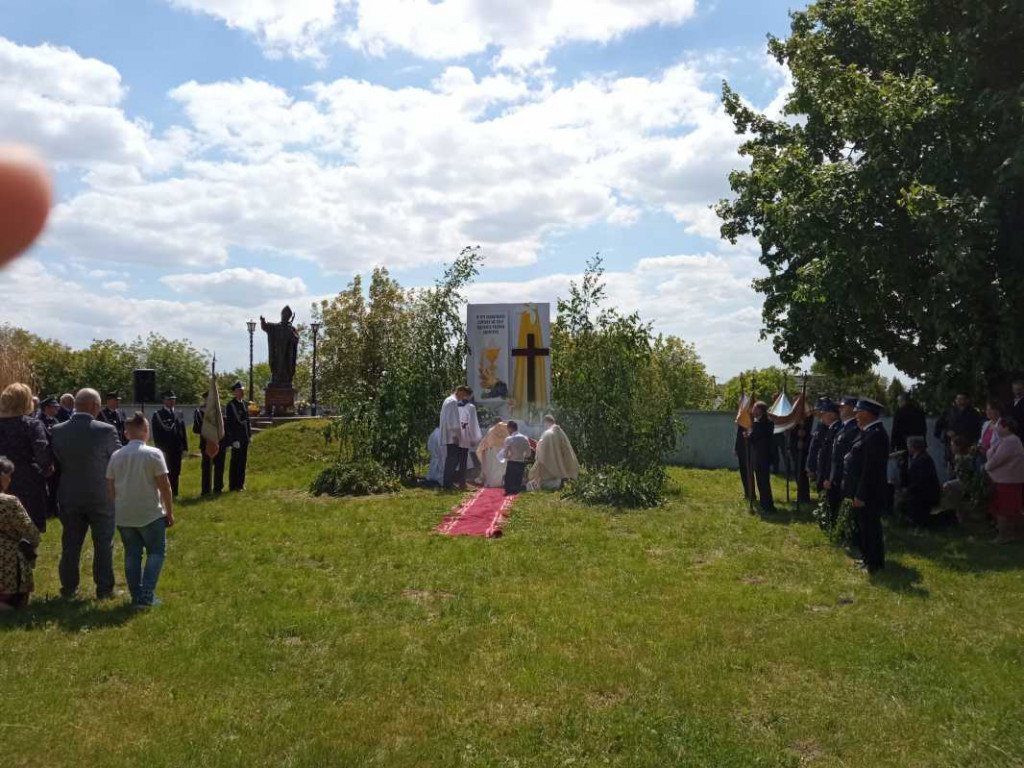 Procesja Bożego Ciała w Goźlicach w gminie Klimontów [zdjęcia]