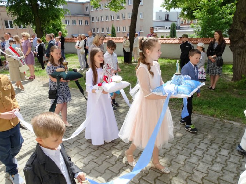 Procesja Bożego Ciała u Dominikanów w Tarnobrzegu [zdjęcia]