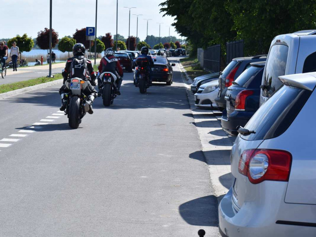 Tłumy nad Jeziorem Tarnobrzeskim w Boże Ciało [zdjęcia]