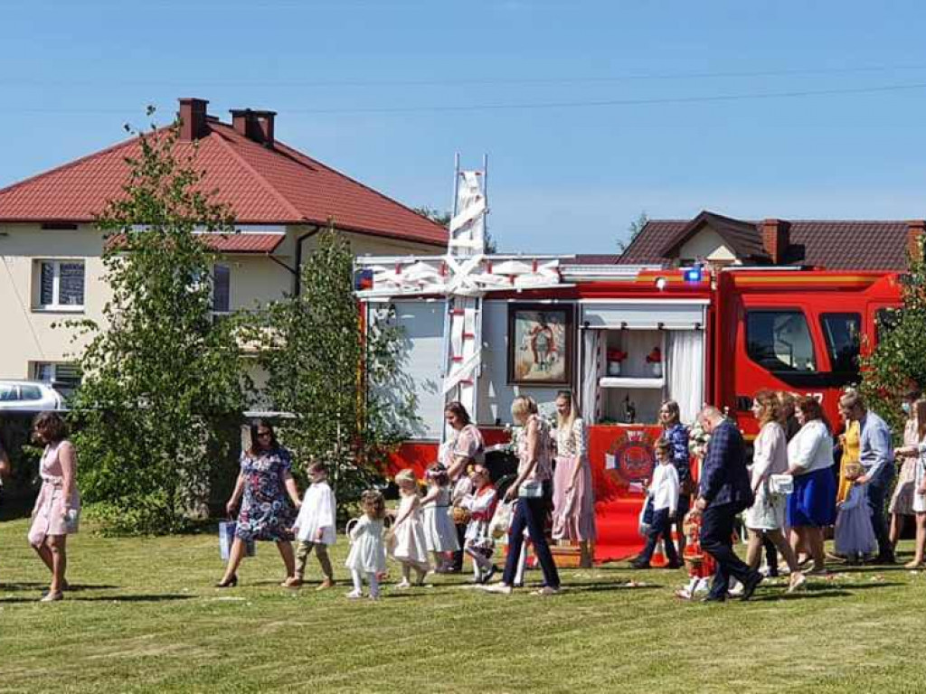 Oryginalny ołtarz na procesję Bożego Ciała w Jadachach [zdjęcia]