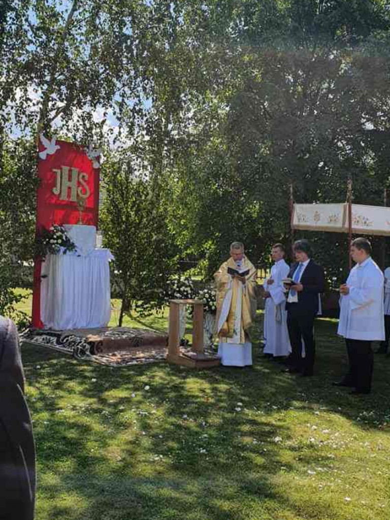 Oryginalny ołtarz na procesję Bożego Ciała w Jadachach [zdjęcia]