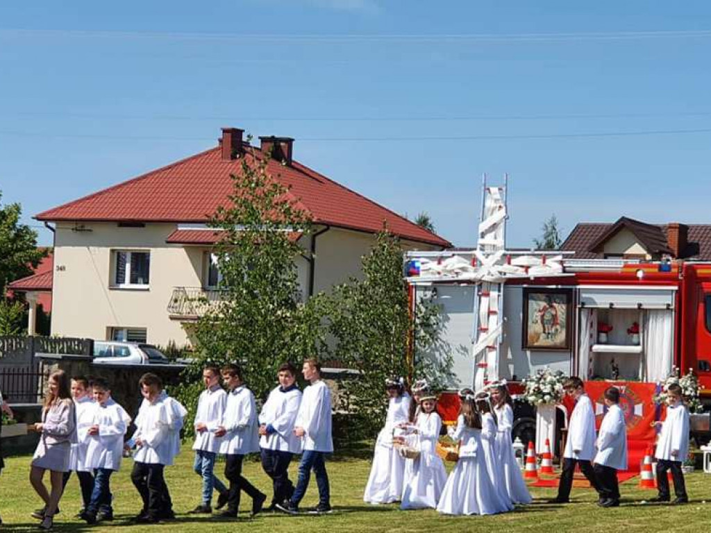Oryginalny ołtarz na procesję Bożego Ciała w Jadachach [zdjęcia]
