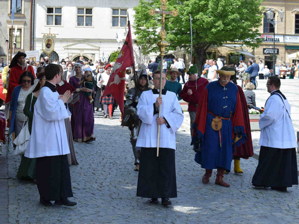 Procesja Bożego Ciała w Sandomierzu [zdjęcia][wideo]