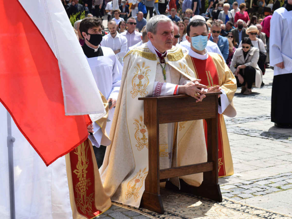 Procesja Bożego Ciała w Sandomierzu [zdjęcia][wideo]