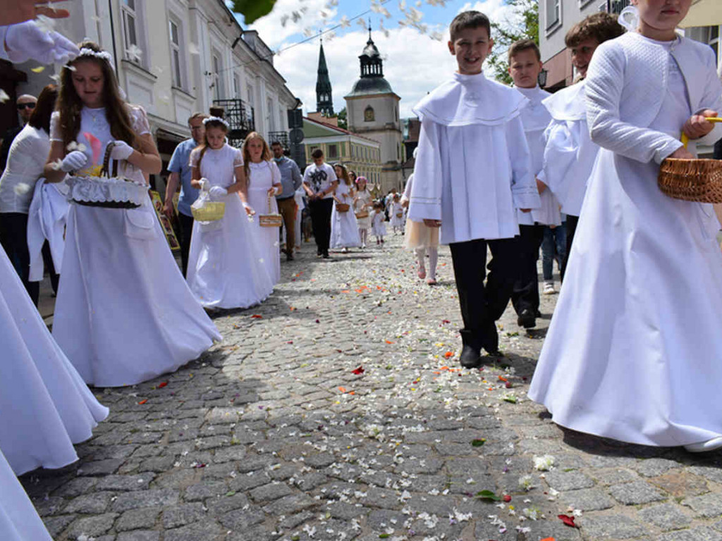 Procesja Bożego Ciała w Sandomierzu [zdjęcia][wideo]