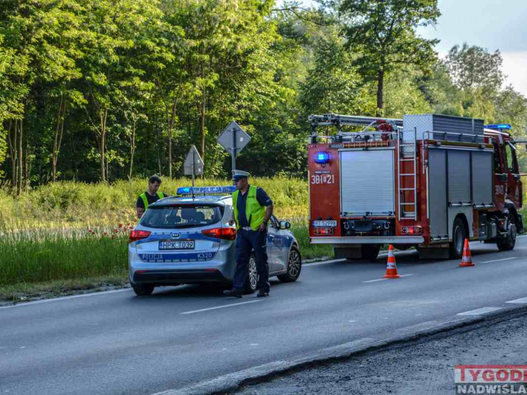 Tarnobrzeg. Dramat na przejściu dla pieszych, trzech potrąconych nastolatków
