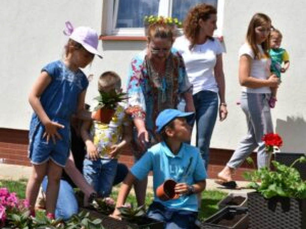 Dom dziecka w Łoniowie w kwiatach. Dzięki darczyńcom [zdjęcia]
