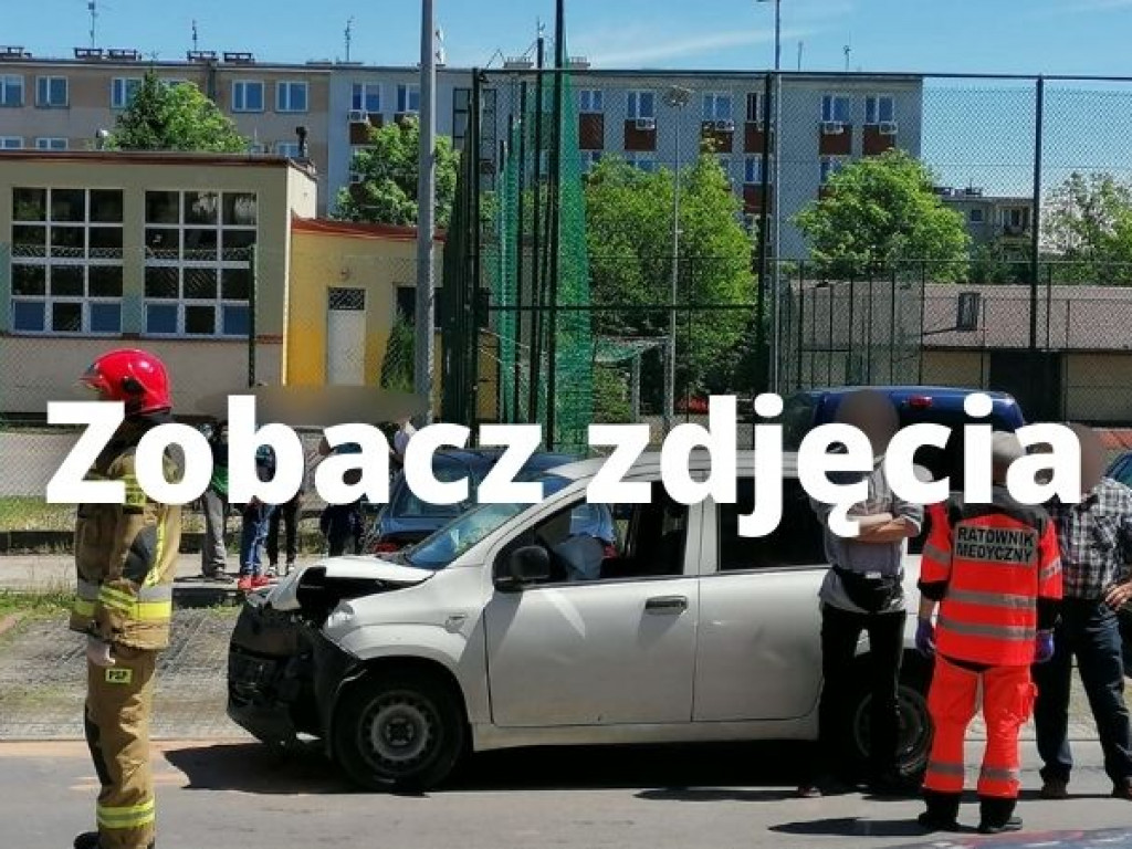 Kolizja na ul. Targowej w Tarnobrzegu z udziałem trzech pojazdów. Droga już jest przejezdna [zdjęcia][AKTUALIZACJA]