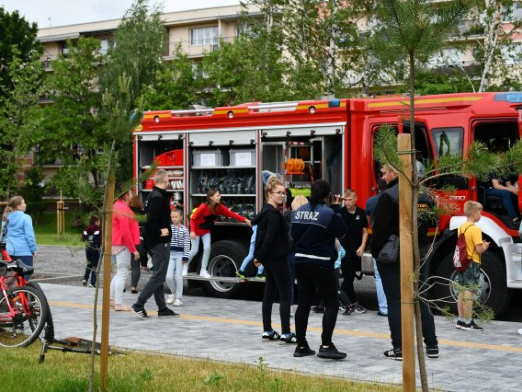 Rewia przebierańców i moc atrakcji. Tak najmłodsi mieszkańcy Gorzyc świętowali Dzień Dziecka [zdjęcia]