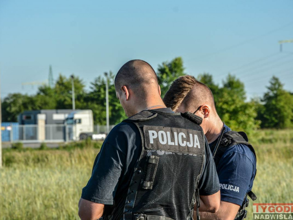 Wypadek z udziałem motocyklisty w Gorzycach, droga całkowicie zablokowana! [AKTUALIZACJA][zdjęcia]