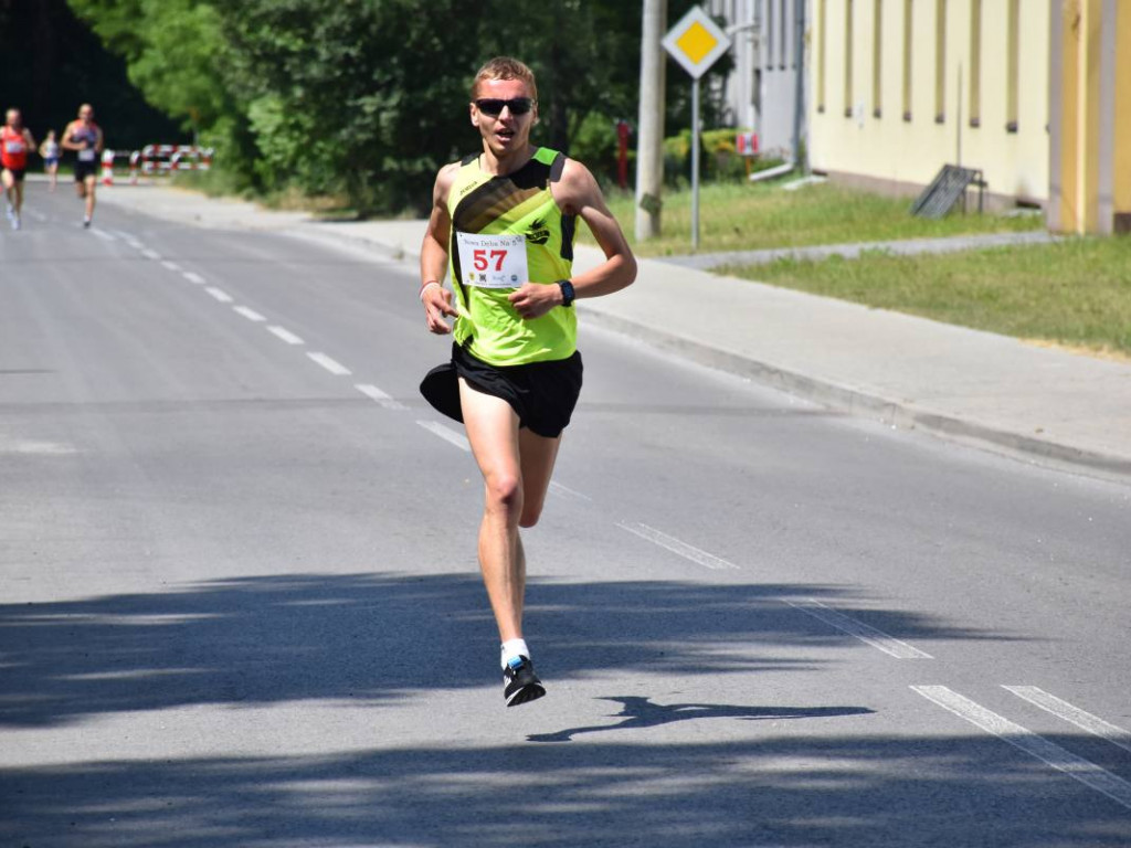 W Nowej Dębie biegali z okazji 30-lecia ARP [zdjęcia]