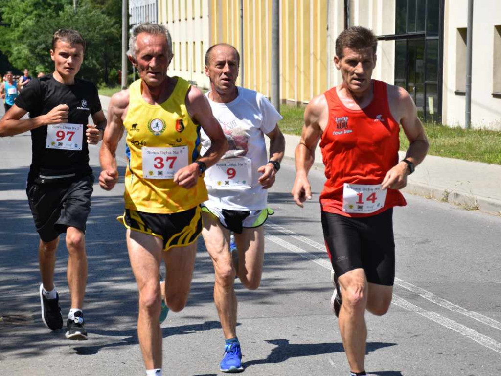 W Nowej Dębie biegali z okazji 30-lecia ARP [zdjęcia]