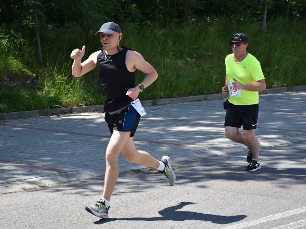 W Nowej Dębie biegali z okazji 30-lecia ARP [zdjęcia]