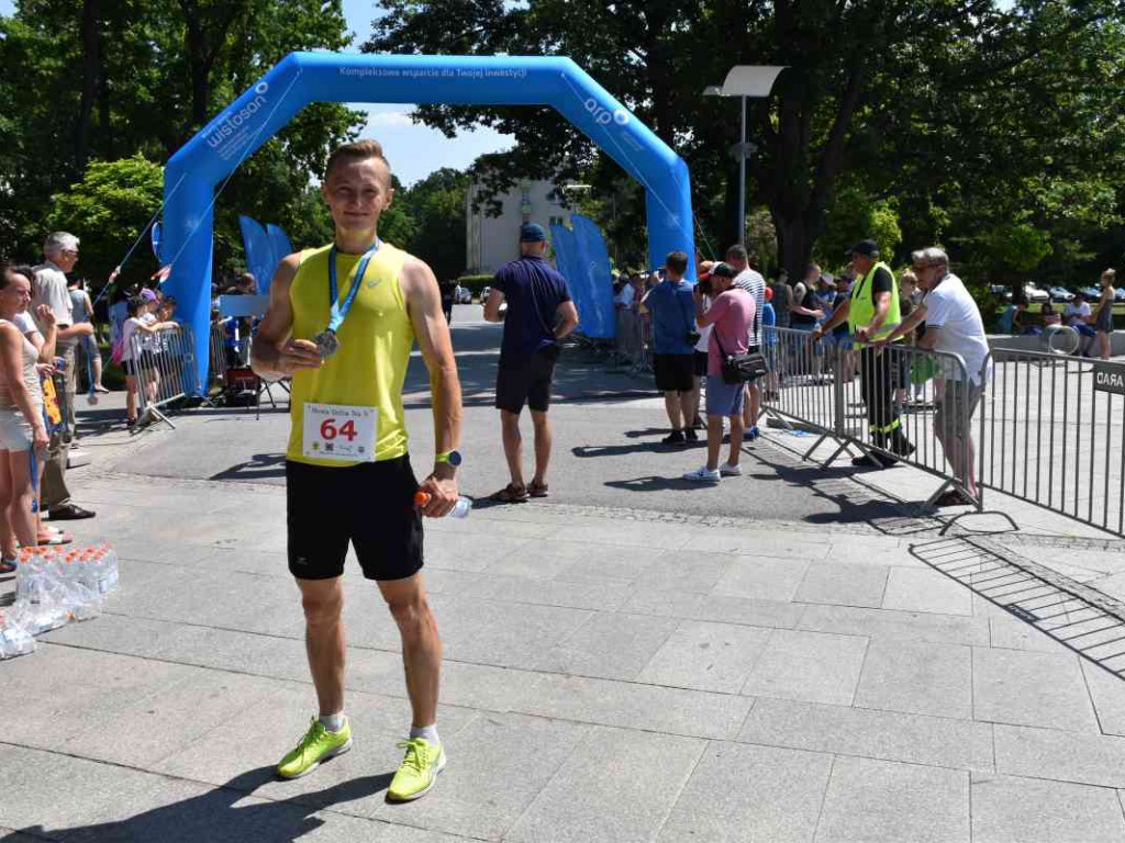 W Nowej Dębie biegali z okazji 30-lecia ARP [zdjęcia]