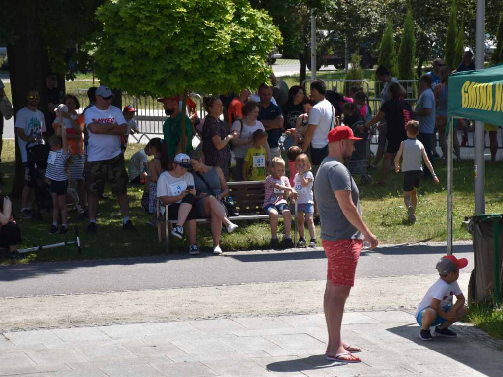 W Nowej Dębie biegali z okazji 30-lecia ARP [zdjęcia]
