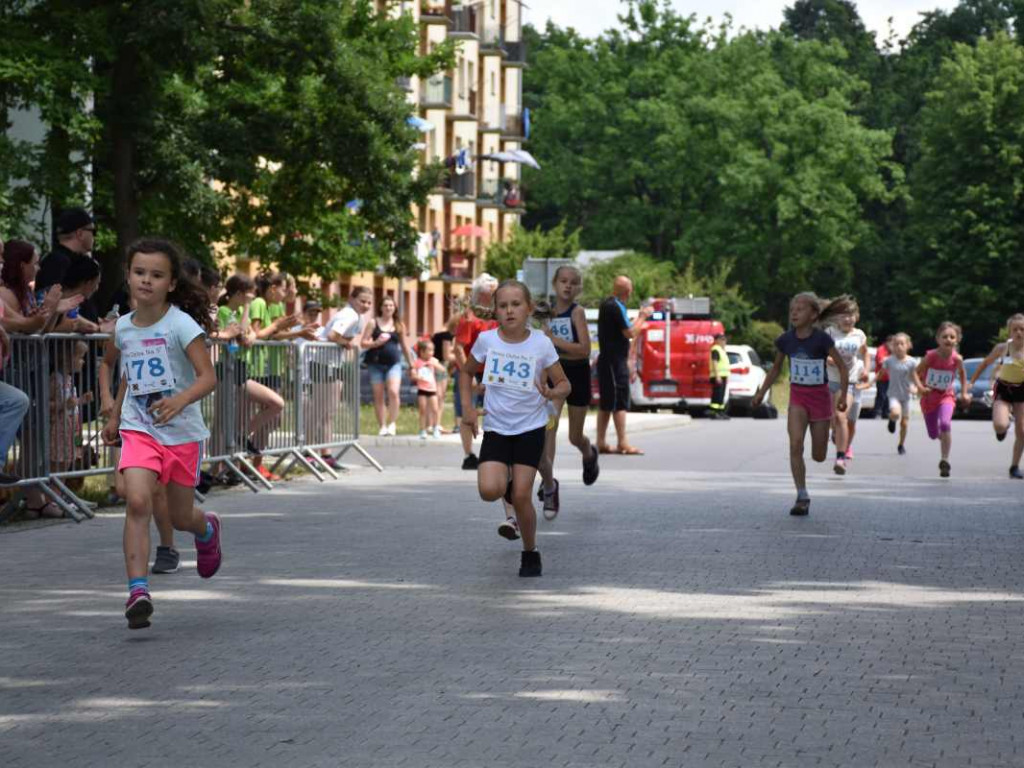 W Nowej Dębie biegali z okazji 30-lecia ARP [zdjęcia]