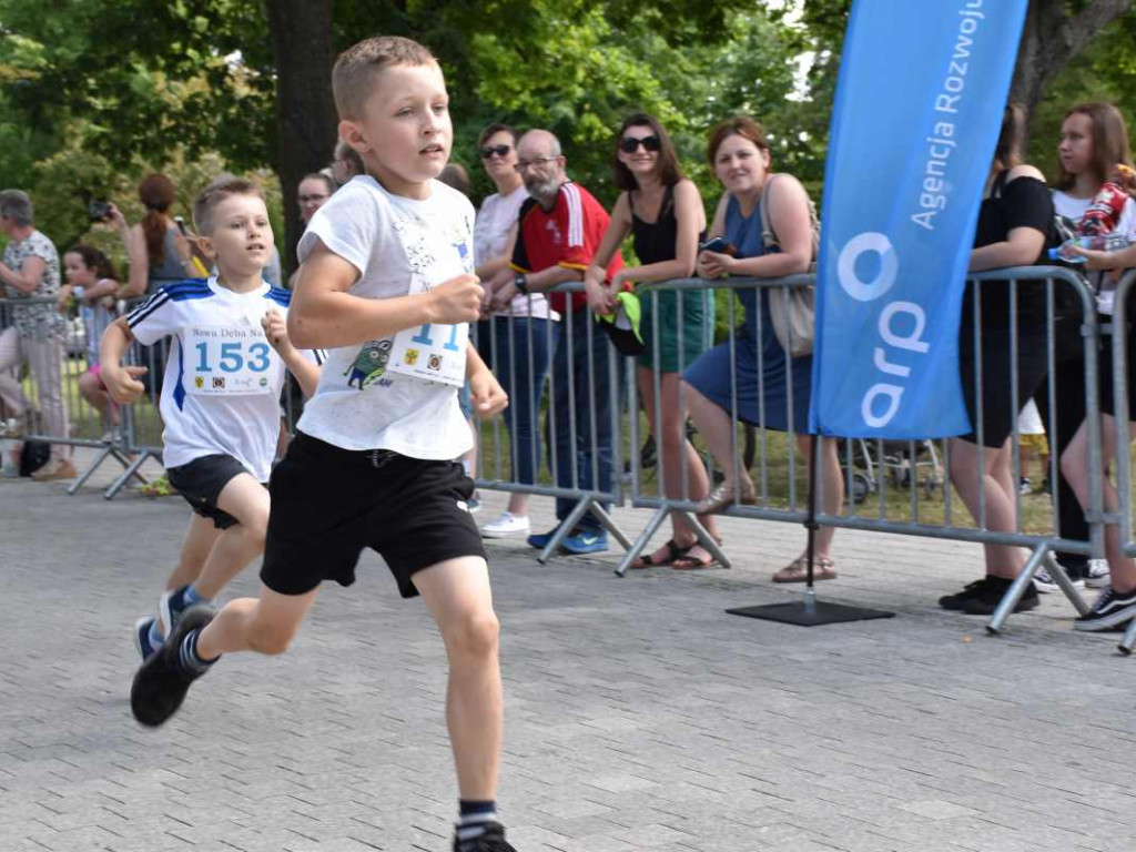 W Nowej Dębie biegali z okazji 30-lecia ARP [zdjęcia]