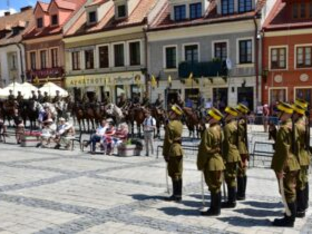 Sandomierz. Święto 14 Pułku Ułanów Jazłowieckich [zdjęcia]