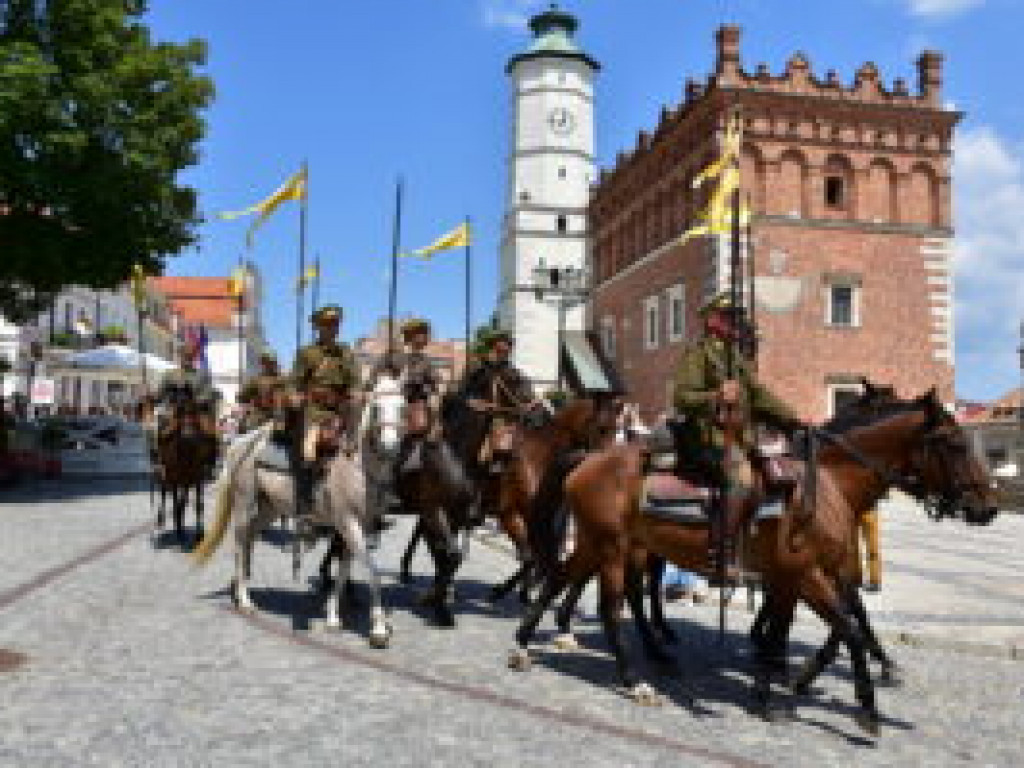 Sandomierz. Święto 14 Pułku Ułanów Jazłowieckich [zdjęcia]