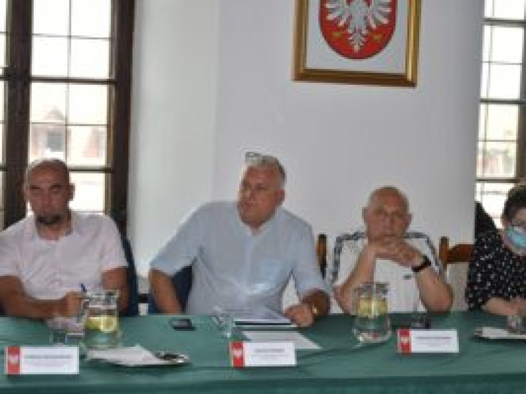 Sandomierz. Burmistrz z absolutorium. Wynik głosowania zapowiedzią zmian w radzie?