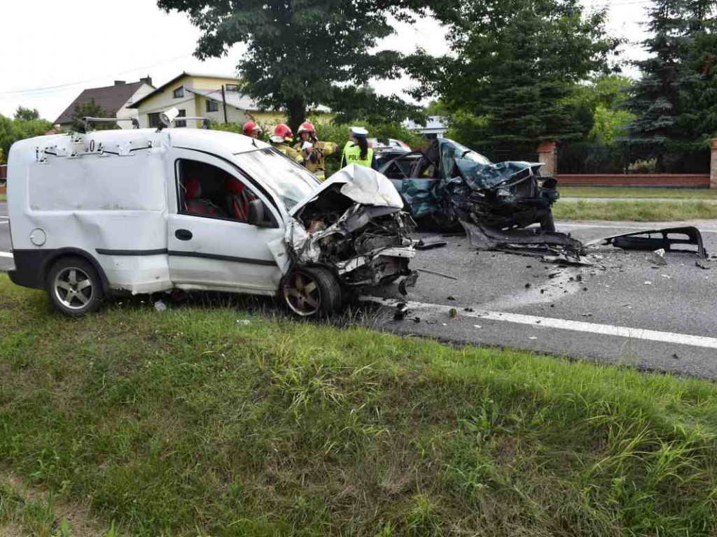 Poważny wypadek w Nowej Dębie. Ogromny korek na krajowej 