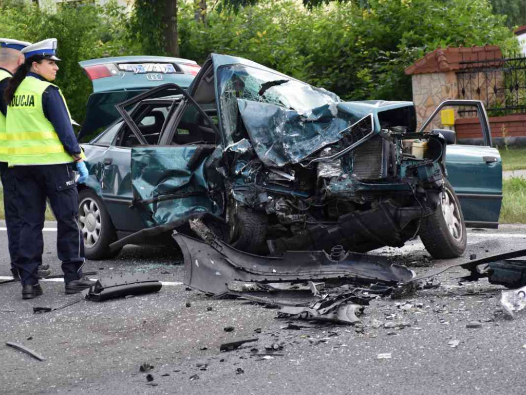 Poważny wypadek w Nowej Dębie. Ogromny korek na krajowej 