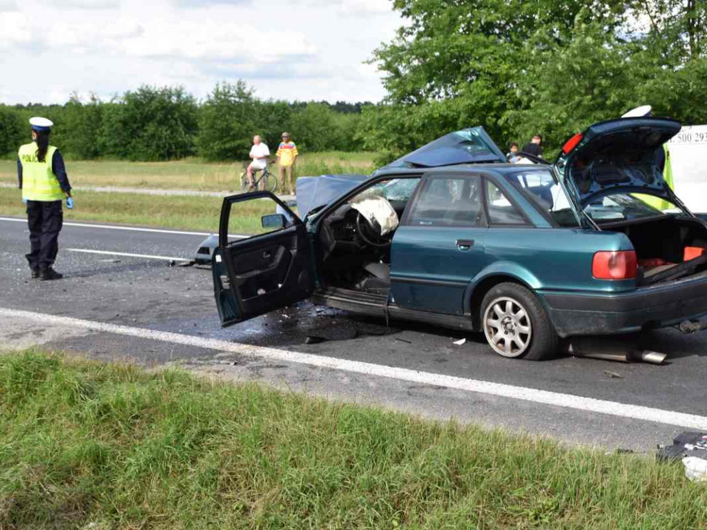 Poważny wypadek w Nowej Dębie. Ogromny korek na krajowej 